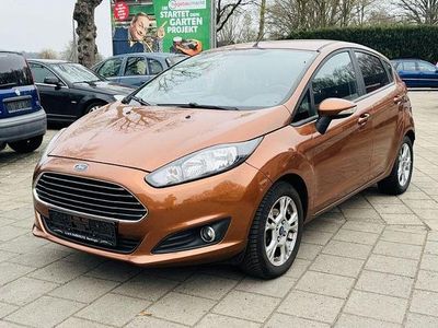 Gebraucht Ford Fiesta SYNC Edition 80 PS (58 kW) 2014 Braun Kleinwagen