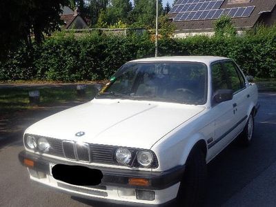 Gebraucht BMW 316 102 PS (75 kW) 1990 Weiß Limousine