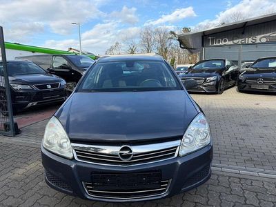 Gebraucht Opel Astra Edition 116 PS (85 kW) 2009 Blau Kombi