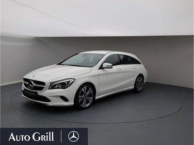 Gebraucht Mercedes CLA180 Shooting Brake Urban 122 PS (89 kW) 2018 Weiß Kombi