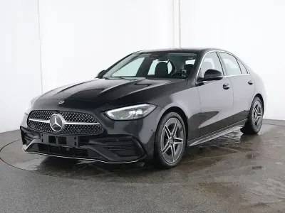 Second-hand Mercedes C180 AMG 205 CP (150 kW) 2025 Negru Berlinǎ