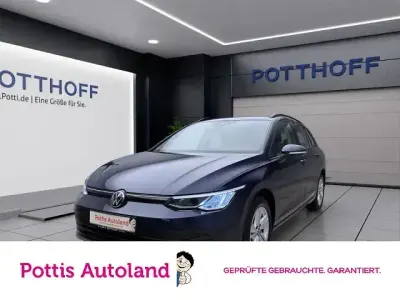 Gebraucht VW Golf VIII 116 PS (85 kW) 2022 Atlantik blue metallic Kombi