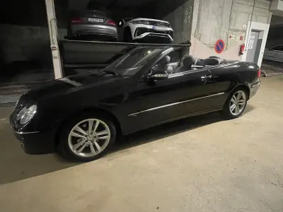 Gebraucht Mercedes CLK200 Avantgarde 163 PS (119 kW) 2007 Schwarz Cabrio