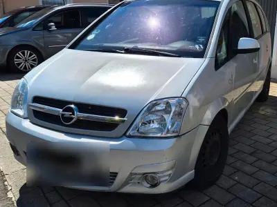 Gebraucht Opel Meriva 101 PS (74 kW) 2005 Silber Van / Kleinbus