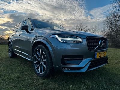 Grau Gebraucht 2020 Volvo XC90 R-Design SUV | 39.375 € (Fairer Preis)