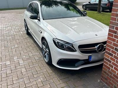 Mercedes C63 AMG