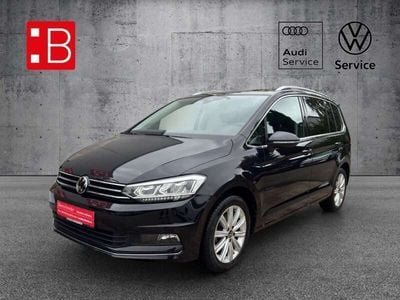 Schwarz Gebraucht 2024 VW Touran Pro Van / Kleinbus | 32.750 € (Guter Preis)