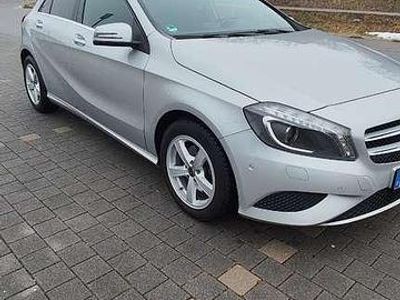 Gebraucht Mercedes A200 Sport 156 PS (114 kW) 2013 Silber Limousine