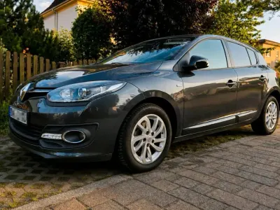 Gebraucht Renault Mégane Coupé LIMITED 110 PS (80 kW) 2015 Andere farben Coupé