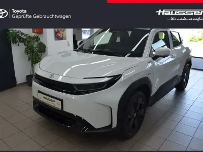Neu Toyota Urban Cruiser Lounge 127 kW (174 PS) 2026 Weiß SUV