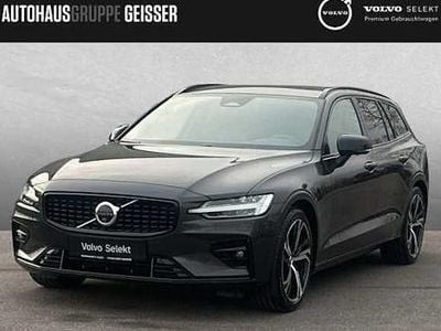 Grau Gebraucht 2025 Volvo V60 Plus Kombi | 36.250 € (Guter Preis)