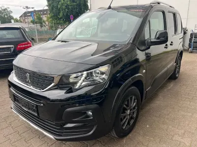 Gebraucht Peugeot Rifter Allure 102 PS (75 kW) 2020 Schwarz Van / Kleinbus