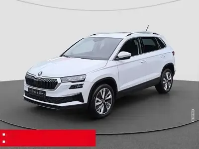 Gebraucht Skoda Karoq Selection 150 PS (110 kW) 2025 Weiß metallic SUV
