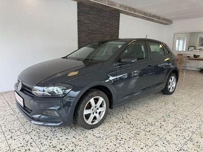 Gebraucht VW Polo Trendline 80 PS (58 kW) 2018 Grau Limousine