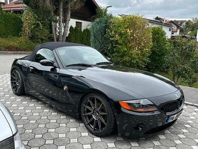 Schwarz Gebraucht 2004 BMW Z4 | 13.000 €