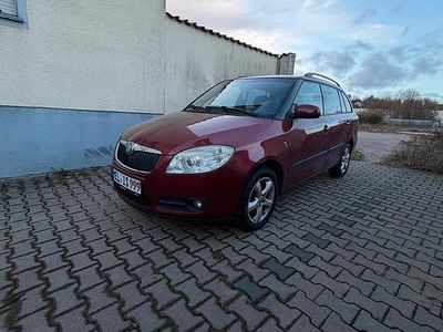 Gebraucht Skoda Fabia 105 PS (77 kW) 2008 Rot Kombi