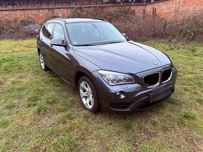 Grau Gebraucht 2012 BMW X1 Sport Line SUV | 10.499 € (Fairer Preis)