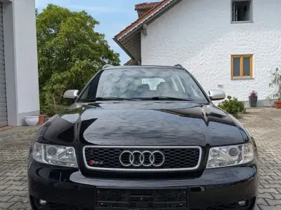 Gebraucht Audi RS4 Sport 426 PS (313 kW) 2001 Schwarz Kombi