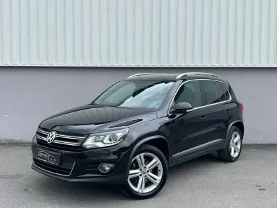 Gebraucht VW Tiguan LOUNGE 150 PS (110 kW) 2016 Schwarz SUV