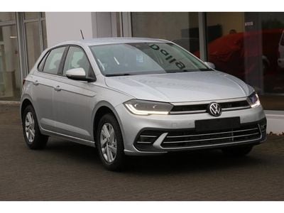Gebraucht VW Polo Style 110 PS (80 kW) 2024 Silber Limousine