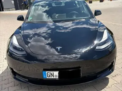 Gebraucht Tesla Model 3 Standard Range Plus 208 kW (283 PS) 2022 Schwarz Limousine