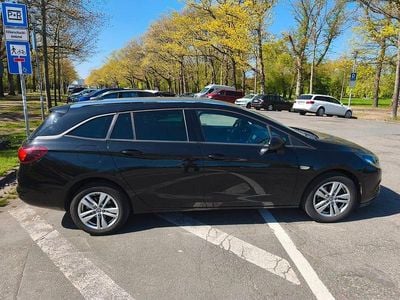 Usata Opel Astra 125 CV (91 kW) 2017 Nero Station wagon
