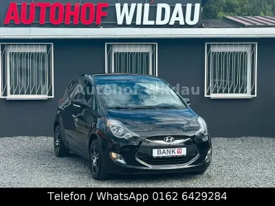 Gebraucht Hyundai ix20 Edition 90 PS (66 kW) 2012 Schwarz Kleinwagen