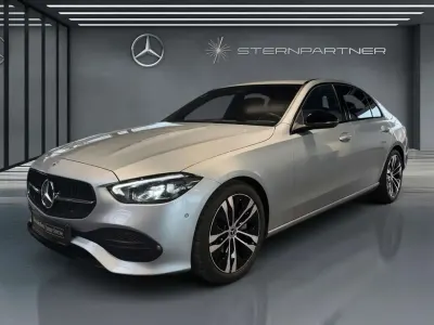 Gebraucht Mercedes C220 Night 200 PS (147 kW) 2022 Silber Limousine