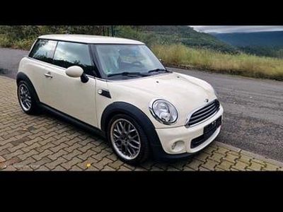 Gebraucht Mini Cooper 74 PS (54 kW) 2010 Kleinwagen