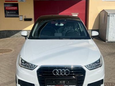 Weiß Gebraucht 2015 Audi A1 Sportback Sport Kleinwagen | 17.500 € (Fairer Preis)