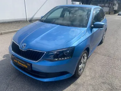 Gebraucht Skoda Fabia Ambition 75 PS (55 kW) 2015 Blau Kleinwagen
