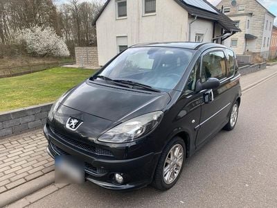 Usado Peugeot 1007 Sport 109 HP (80 kW) 2007 Preto Monovolume