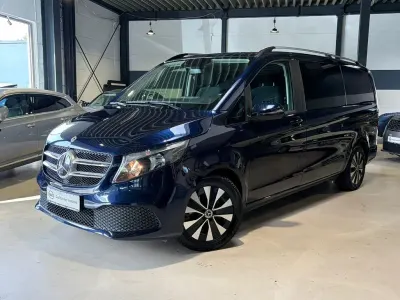 Używany Mercedes V220 Edition 163 KM (119 kW) 2021 Niebieski Minivan