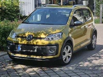 VW cross up!