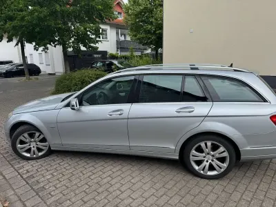 Gebraucht Mercedes C180 Avantgarde 156 PS (114 kW) 2009 Silber Kombi