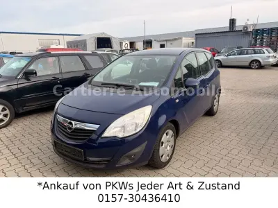 Usata Opel Meriva Edition 95 CV (69 kW) 2012 Blu Monovolume