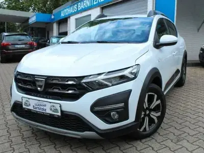 Gebraucht Dacia Sandero Comfort 91 PS (66 kW) 2021 Weiß Limousine