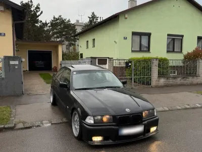 Gebraucht BMW 323 170 PS (125 kW) 1996 Schwarz Coupé