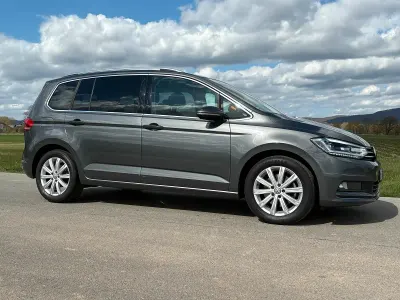 Używany VW Touran 150 KM (110 kW) 2017 Andere farben Minivan
