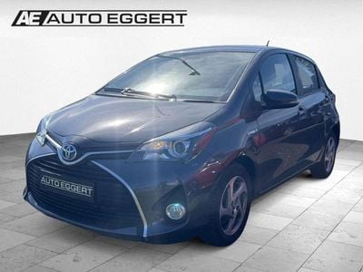 Gebraucht Toyota Yaris Hybrid Comfort 101 PS (74 kW) 2015 Grau Kleinwagen