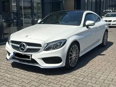 Gebraucht Mercedes C250 AMG line 211 PS (155 kW) 2016 Weiß Coupé