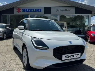 Neu Suzuki Swift Comfort 83 PS (61 kW) 2026 Weiß Kleinwagen
