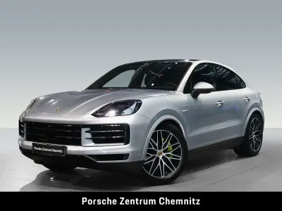 Gebraucht Porsche Cayenne E-Hybrid 470 PS (345 kW) 2024 Silber SUV