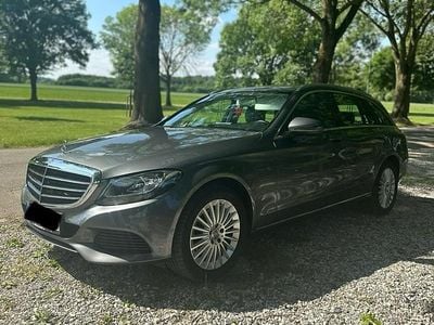 Gebraucht Mercedes C220 Exclusive 170 PS (125 kW) 2017 Grau Kombi