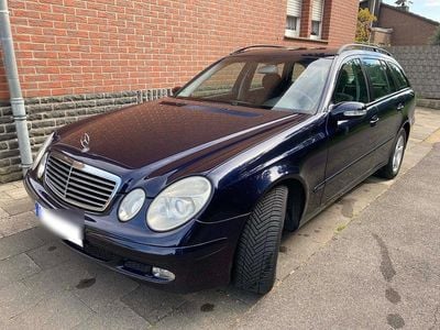 Mercedes E200