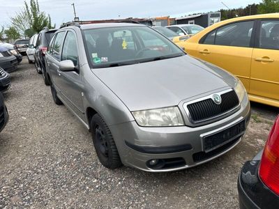 gebraucht Skoda Fabia Combi 1.2 12V*Klima*Sitzheizung*1H*Tüv3-25