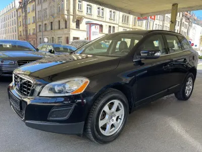 Używany Volvo XC60 Summum 215 KM (158 kW) 2012 Czarny SUV
