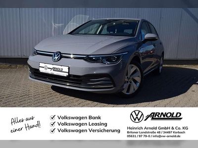Gebraucht VW Golf VIII Style 131 PS (96 kW) 2022 Mondsteingrau Limousine