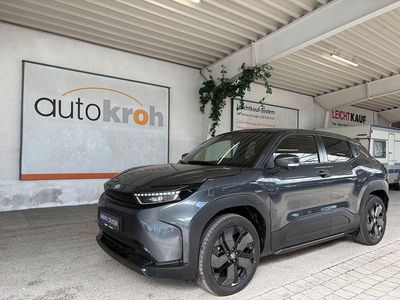 Neu Toyota Urban Cruiser Lounge 127 kW (174 PS) 2026 Grau SUV