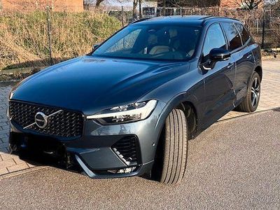 Second-hand Volvo XC60 R-Design 197 CP (144 kW) 2021 Albastru SUV